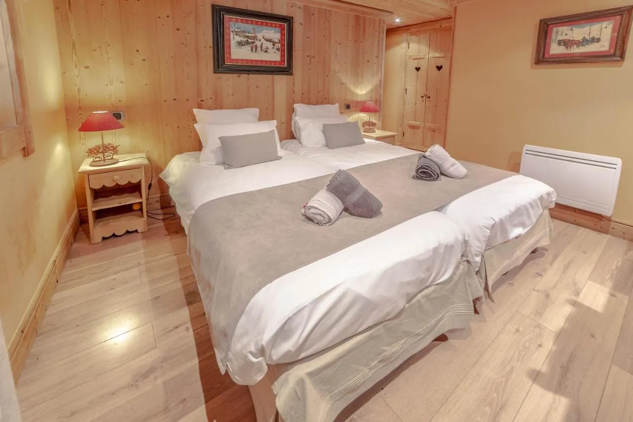 Chalet Les Trois Coeurs Meribel 0*,  France